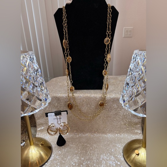 NWT Chico’s Animal double-sided long layering Necklace with earrings - Picture 2 of 11